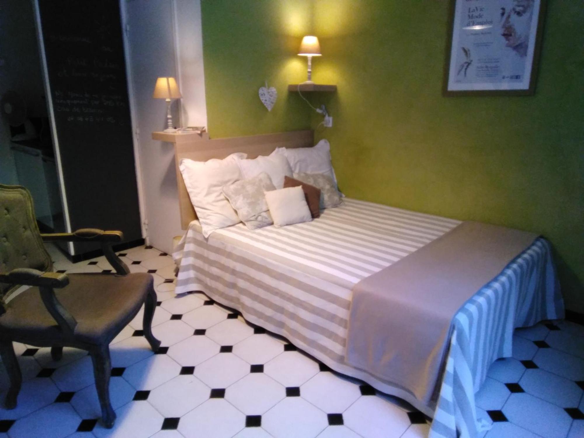 Le Petit Palais Maisonnette Aparthotel Avignon Eksteriør bilde